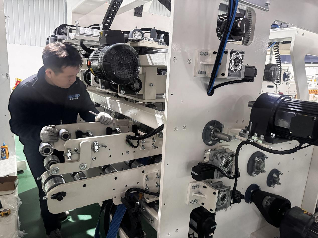 kunshan indeed engineer on site installation and commissioning